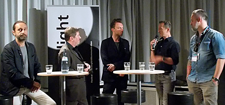 Die Speaker in der Spotight Forum - Diskussion (v.l.n.r): Florian Rederer, Peter Hammer (Moderation), Jonas Kirchner (?), Peter Waibel und Dominique Schuchmann Jonas Kirchner Spotlight 2015 Forum